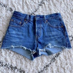 LEVI’S 501 SHORTS